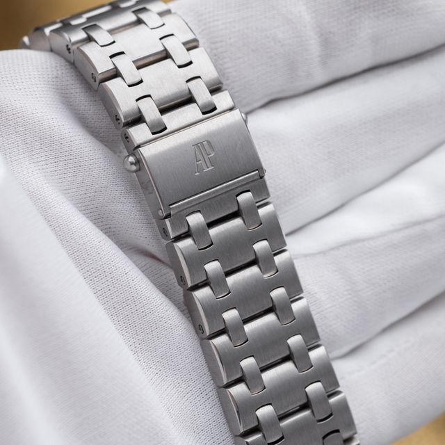 Audemars Piguet Royal Oak Offshore 26170TI.OO.1000TI.01 Image 3